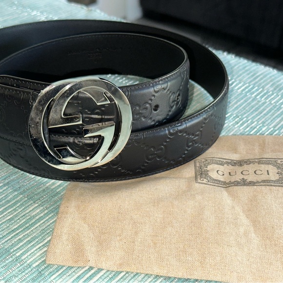 Woman’s New Gucci Signature Leather Belt main image 4